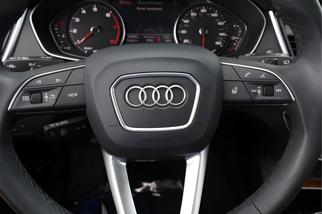 2023 Audi Q5 40 Premium quattro