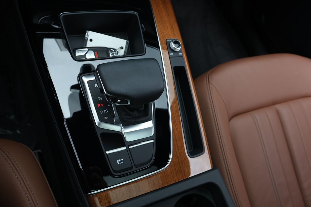 2023 Audi Q5 40 Premium quattro