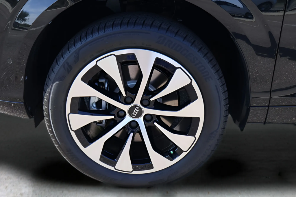 2026 Audi Q3 S line quattro