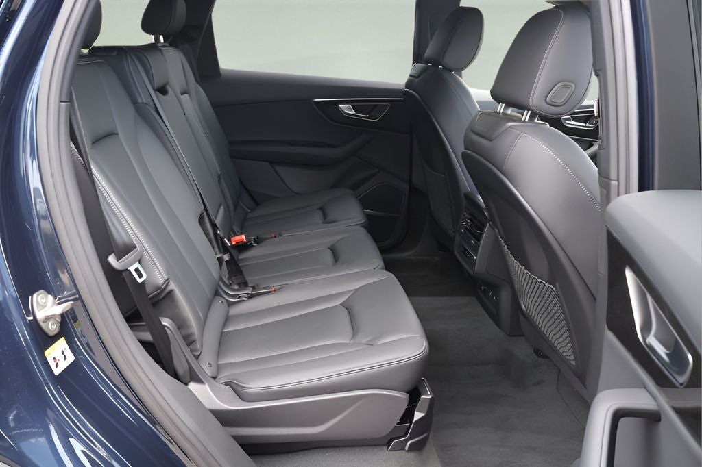 2026 Audi Q7 45 Premium quattro
