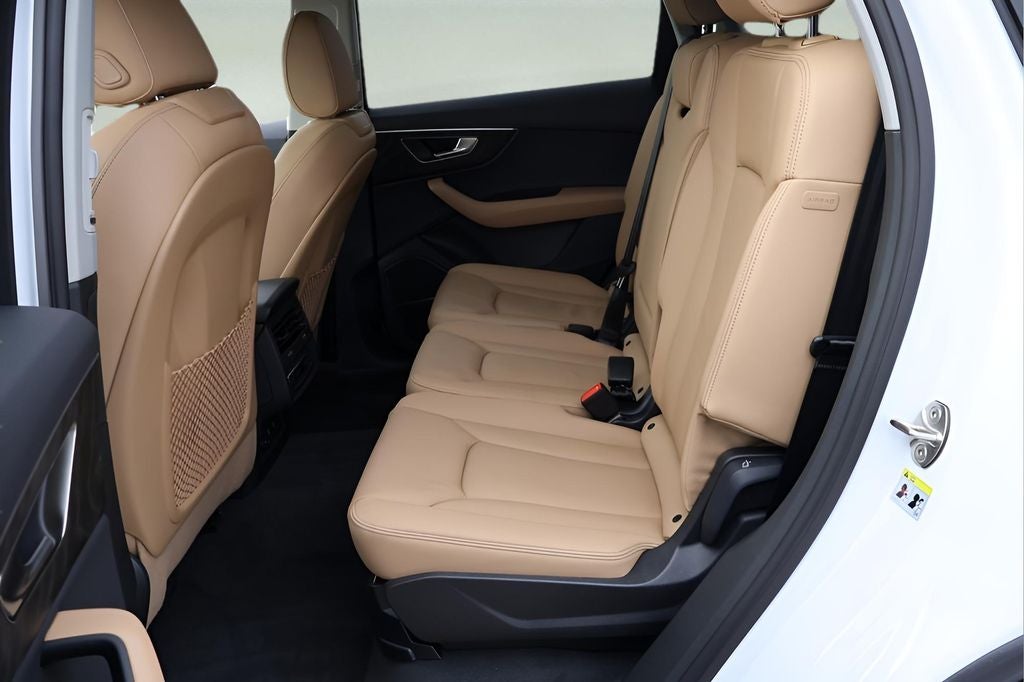 2026 Audi Q7 45 Premium quattro