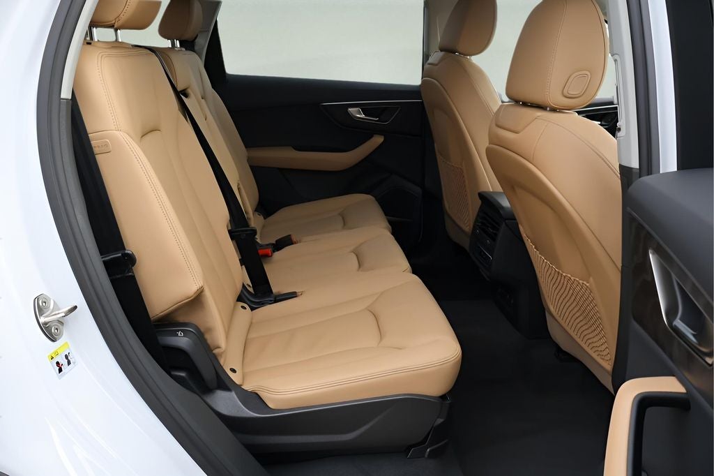 2026 Audi Q7 45 Premium quattro