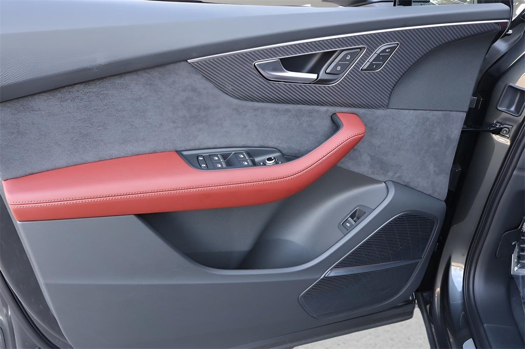 2026 Audi SQ7 Premium Plus quattro