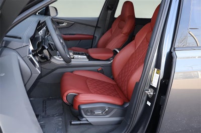 2026 Audi SQ7 Premium Plus quattro