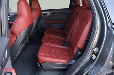 2026 Audi SQ7 Premium Plus quattro