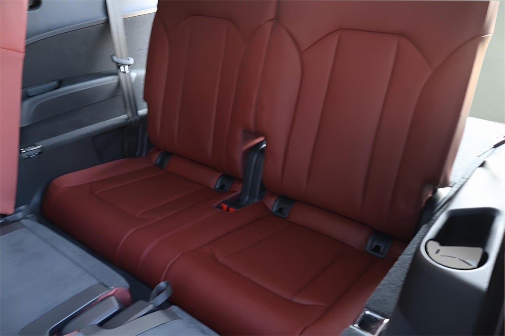 2026 Audi SQ7 Premium Plus quattro