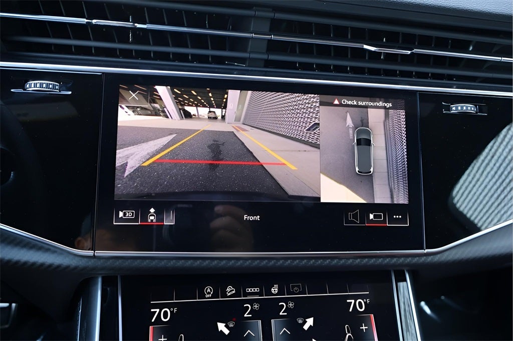 2026 Audi SQ7 Premium Plus quattro