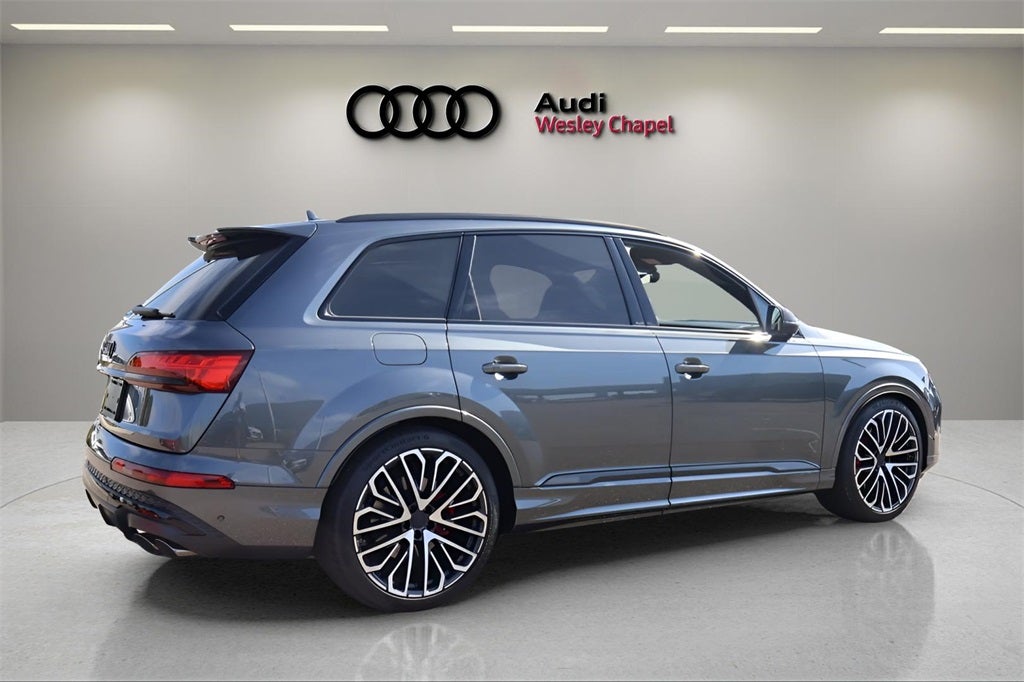 2026 Audi SQ7 Premium Plus quattro
