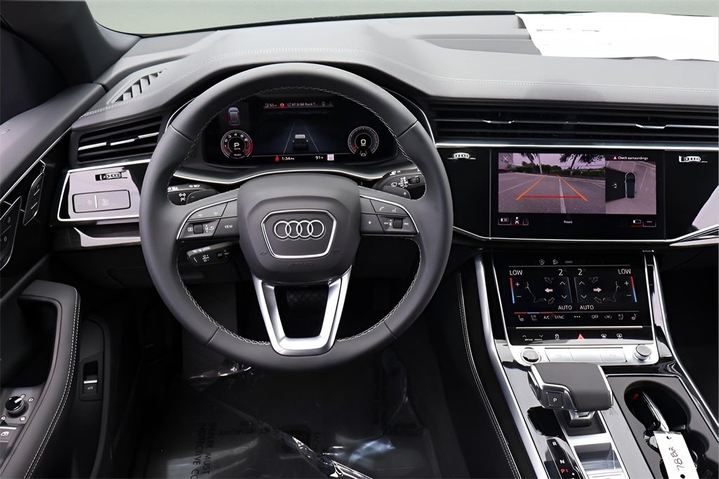 2025 Audi Q8 55 Premium Plus quattro