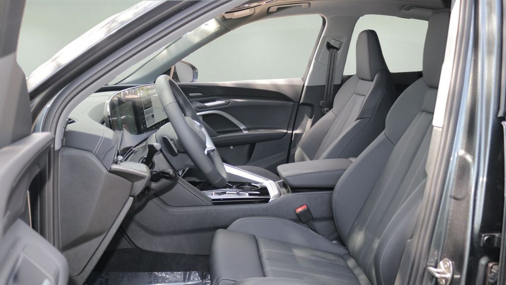 2026 Audi Q5 2.0T Premium Plus quattro