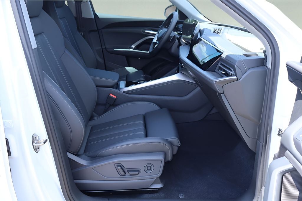 2026 Audi Q5 2.0T Premium Plus quattro