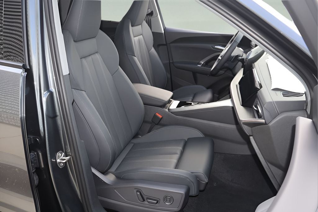 2026 Audi Q5 2.0T Premium Plus quattro