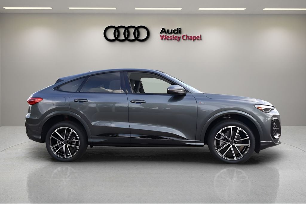 2026 Audi Q5 2.0T Premium Plus quattro