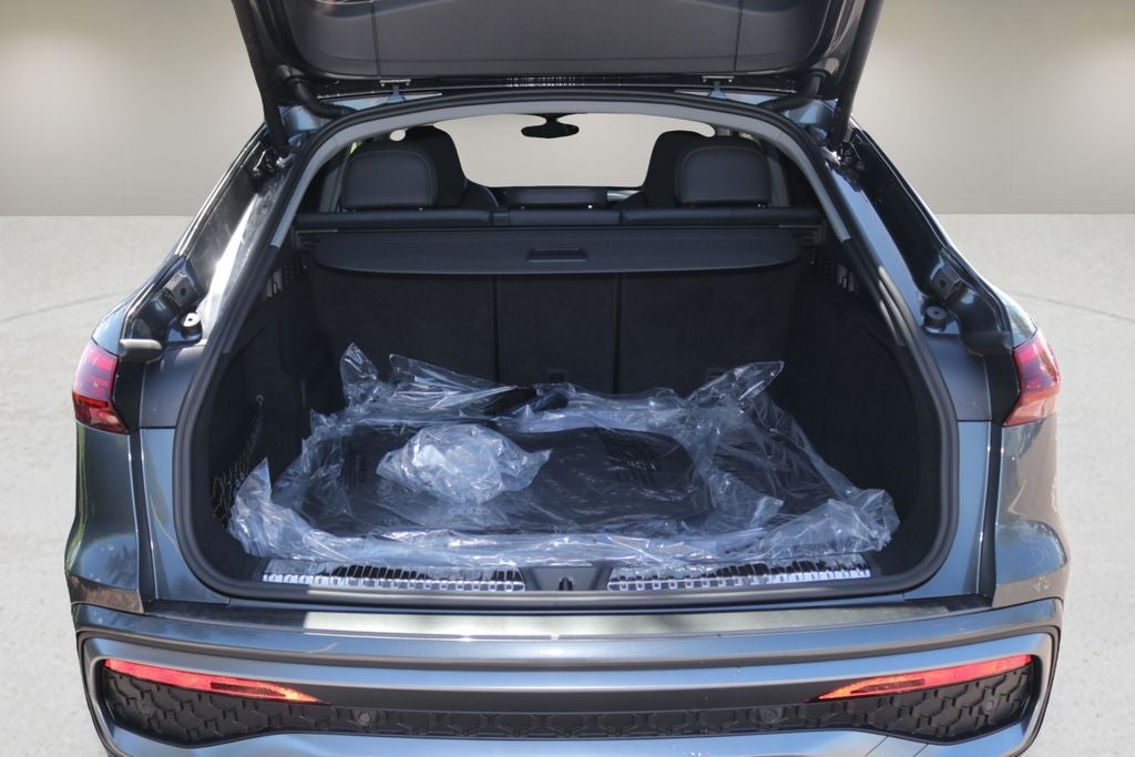 2026 Audi Q5 2.0T Premium Plus quattro
