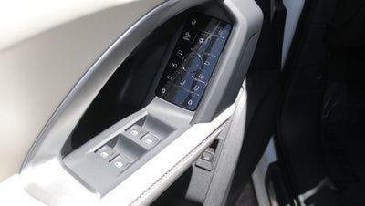 2026 Audi Q5 2.0T Premium Plus quattro
