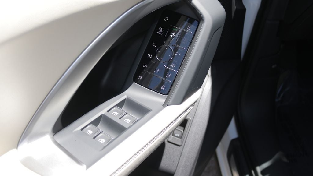 2026 Audi Q5 2.0T Premium Plus quattro