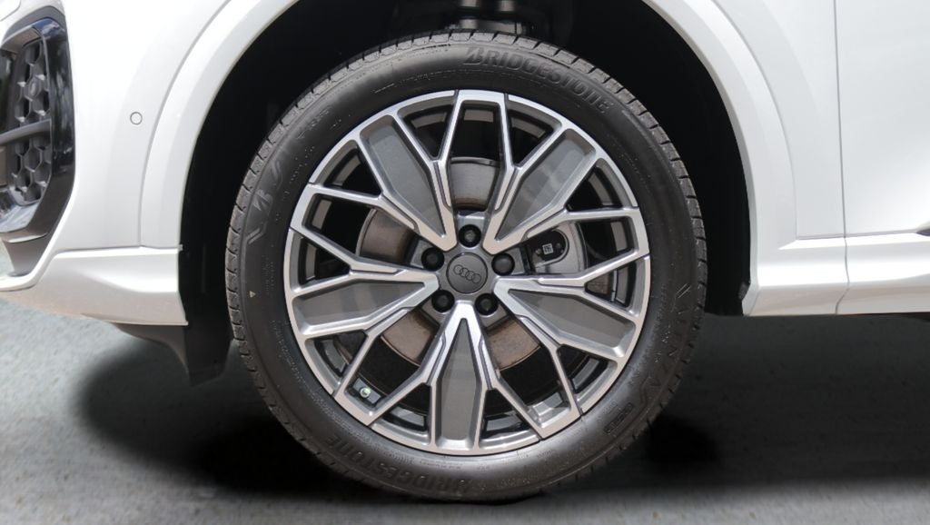 2026 Audi Q5 2.0T Premium Plus quattro