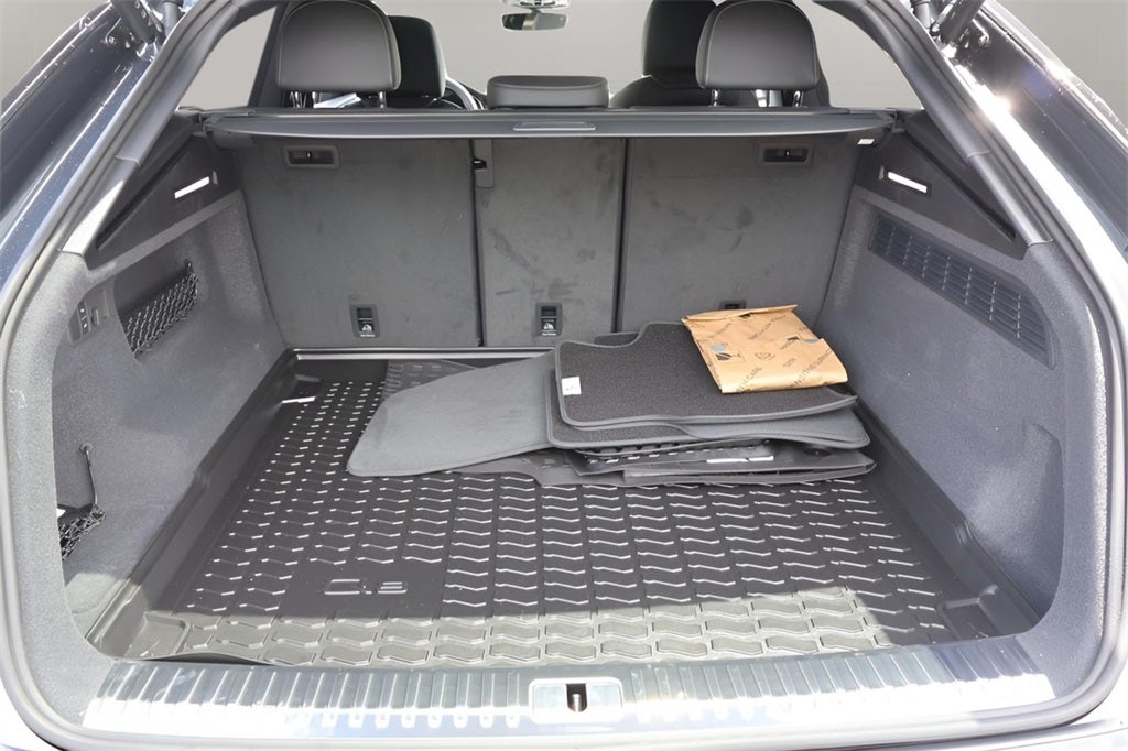 2025 Audi Q8 55 Premium Plus quattro