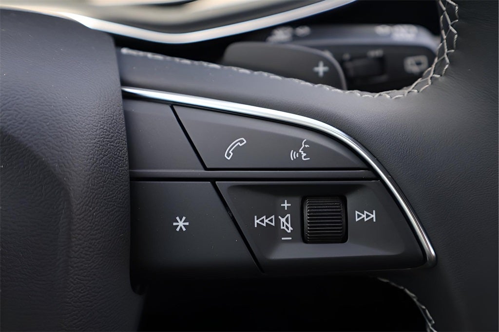 2025 Audi Q8 55 Premium Plus quattro