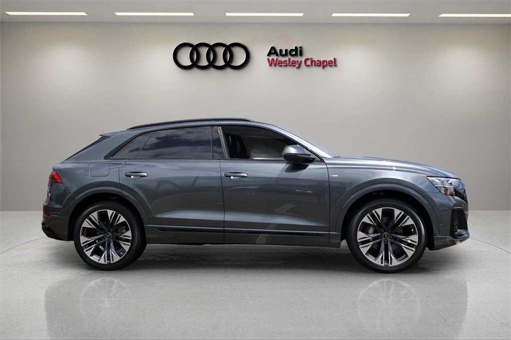 2025 Audi Q8 55 Premium Plus quattro