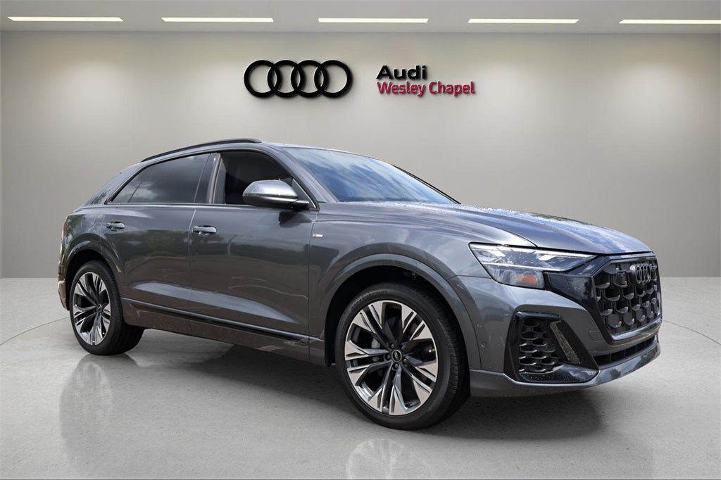 2025 Audi Q8 55 Premium Plus quattro