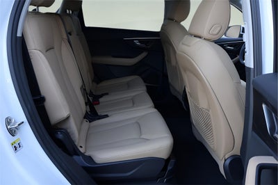2025 Audi Q7 45 Premium Plus quattro
