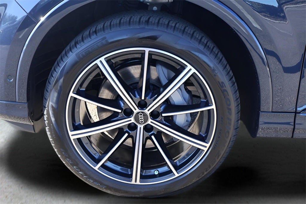 2026 Audi Q7 45 Premium Plus quattro