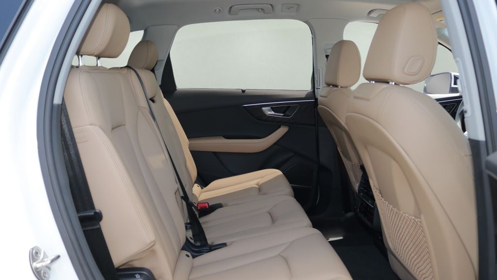 2026 Audi Q7 45 Premium Plus quattro