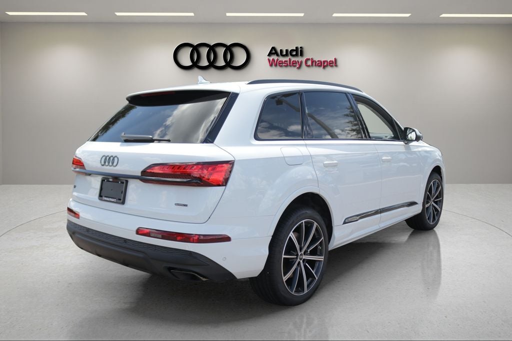 2026 Audi Q7 45 Premium Plus quattro