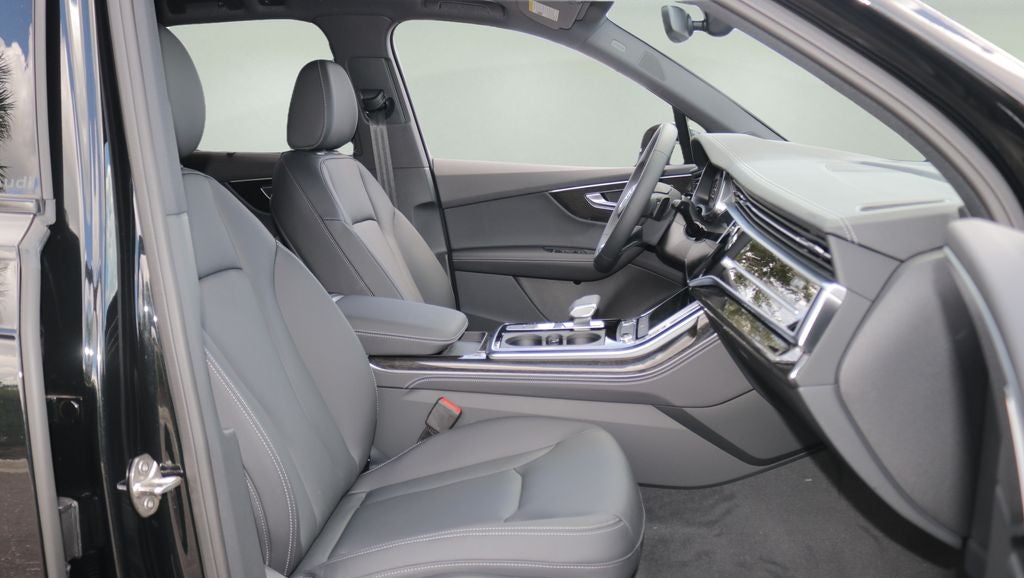 2026 Audi Q7 45 Premium Plus quattro