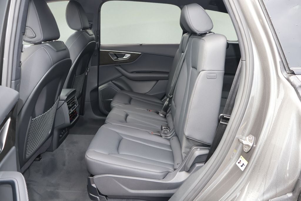 2026 Audi Q7 45 Premium Plus quattro