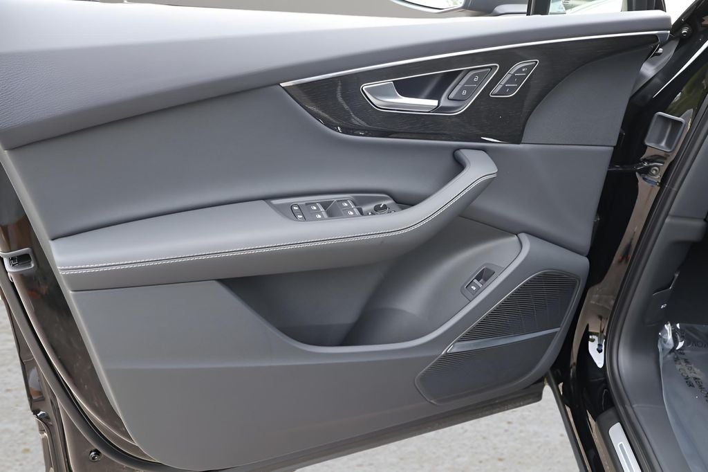 2026 Audi Q7 45 Premium Plus quattro