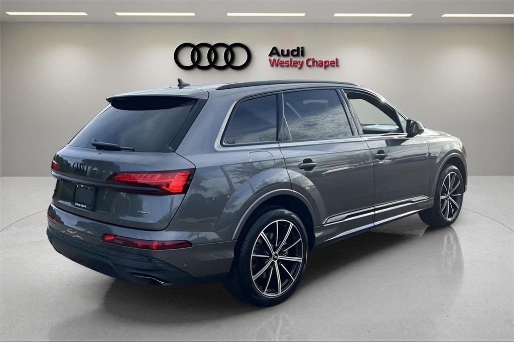 2026 Audi Q7 45 Premium Plus quattro