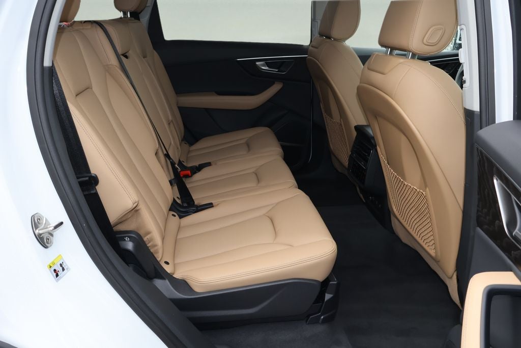 2026 Audi Q7 45 Premium Plus quattro