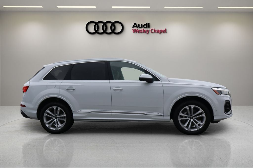 2026 Audi Q7 45 Premium Plus quattro
