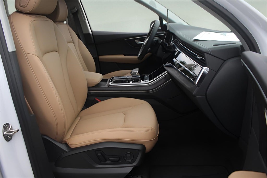 2025 Audi Q7 55 Premium Plus quattro