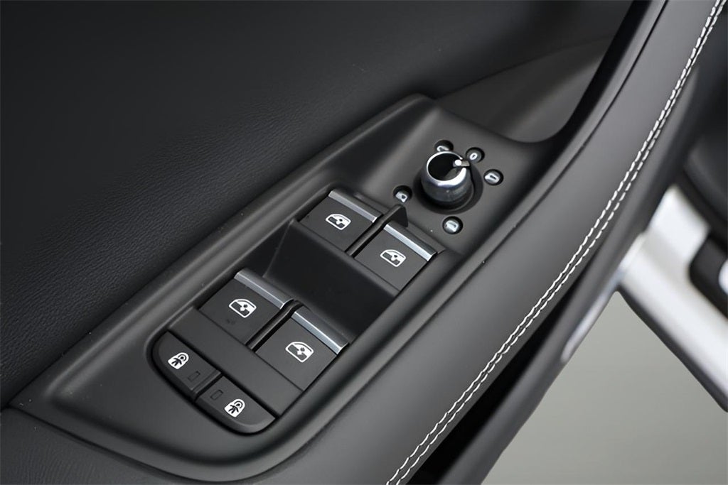 2025 Audi Q7 55 Premium Plus quattro