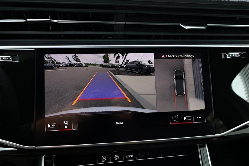 2025 Audi Q7 55 Premium Plus quattro