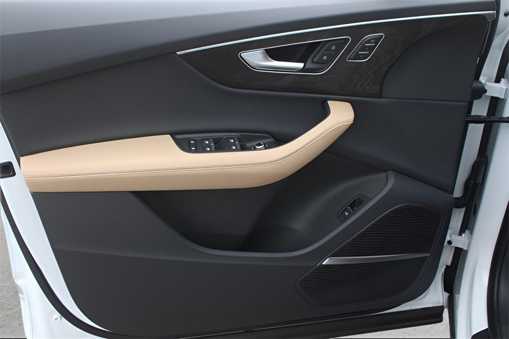 2025 Audi Q7 55 Premium Plus quattro