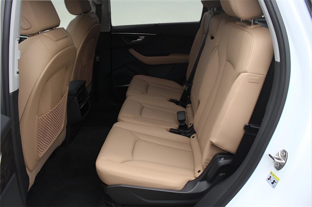 2025 Audi Q7 55 Premium Plus quattro