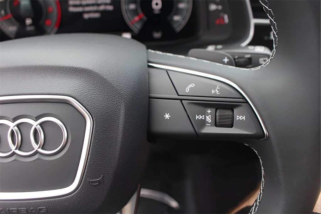 2025 Audi Q7 55 Premium Plus quattro