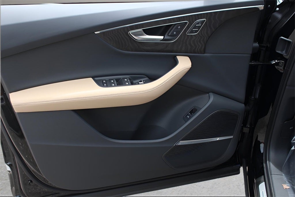 2025 Audi Q7 55 Premium Plus quattro