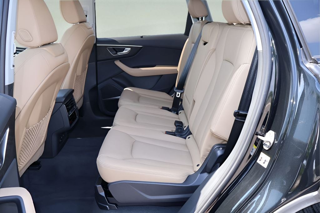 2026 Audi Q7 55 Premium Plus quattro