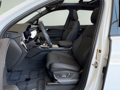 2026 Audi Q7 Base