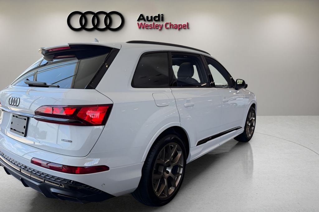 2026 Audi Q7 Base