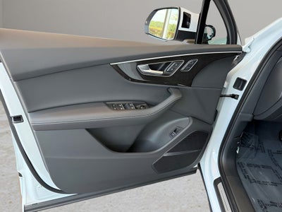 2026 Audi Q7 Base