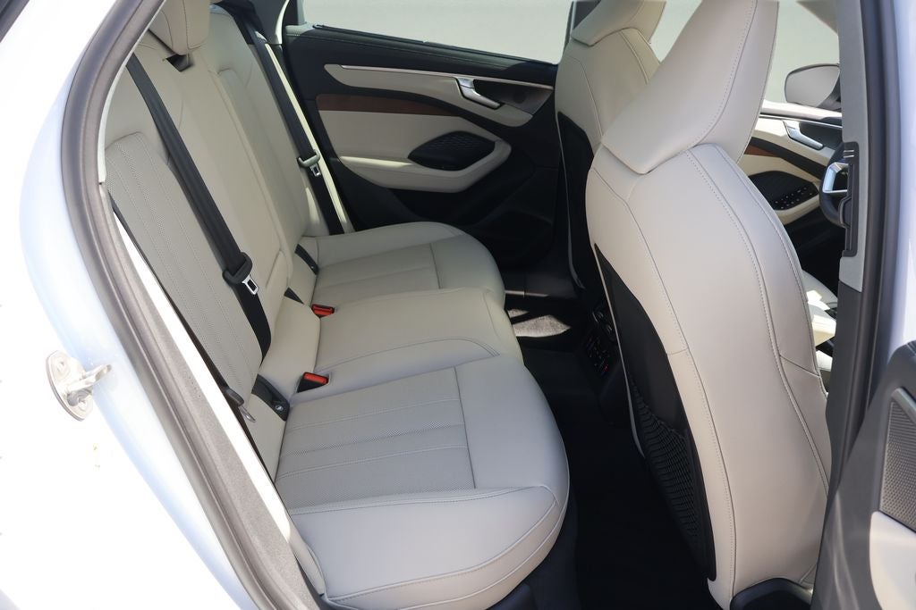2026 Audi A6 Premium Plus quattro