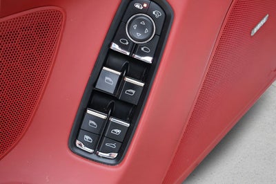 2016 Porsche Panamera 2