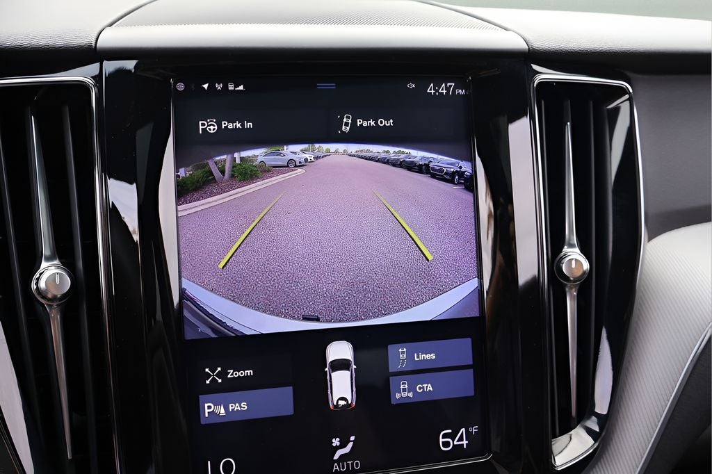 2018 Volvo XC60 Hybrid T8 R-Design