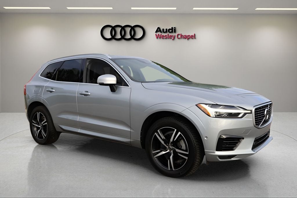 2018 Volvo XC60 Hybrid T8 R-Design